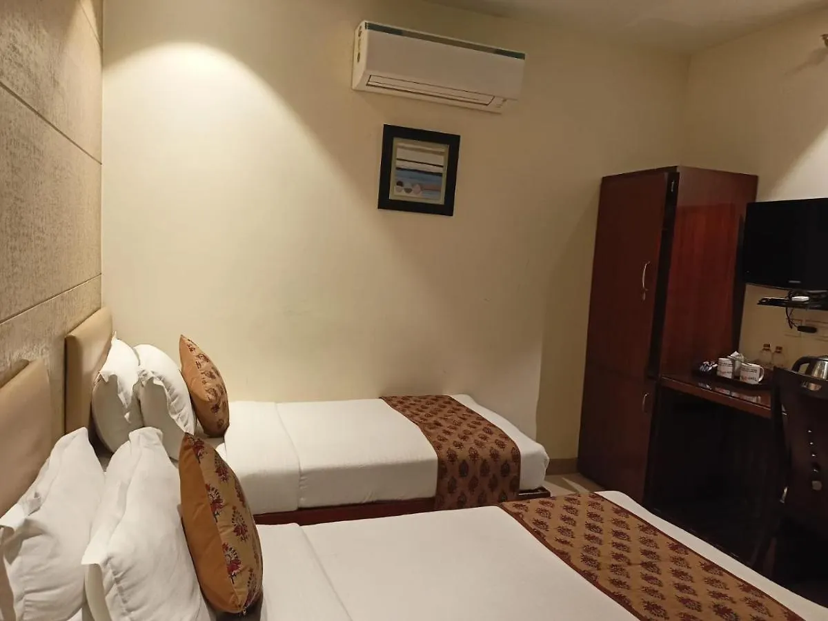 Cosy Grand, Chanakyapuri By The Cosy Hotels New Delhi