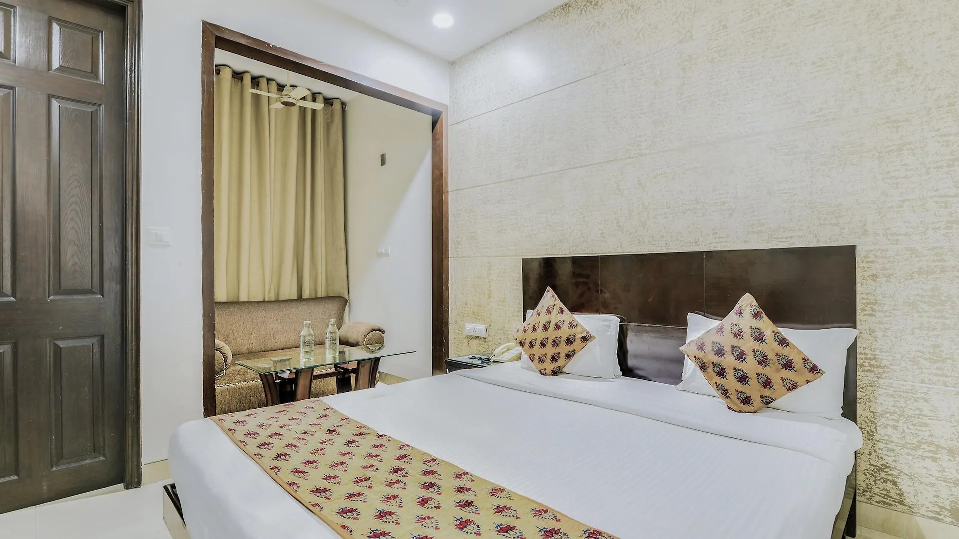 Cosy Grand, Chanakyapuri By The Cosy Hotels Nueva Delhi