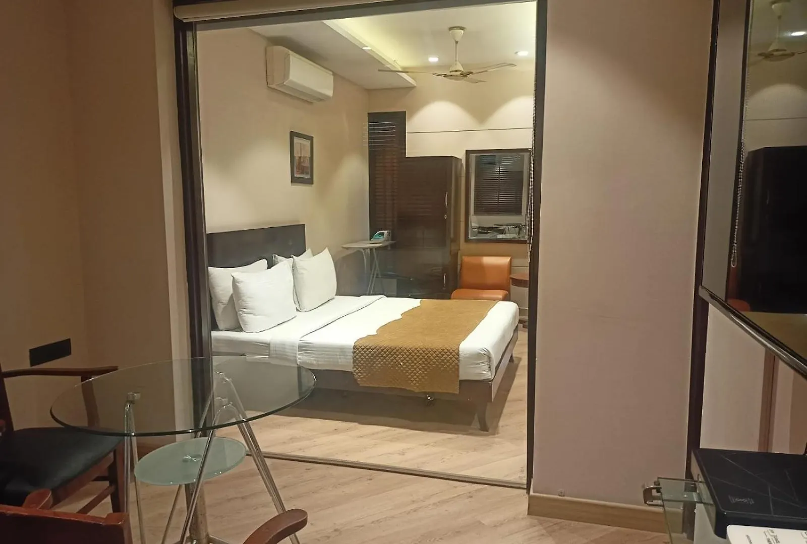 Cosy Grand, Chanakyapuri By The Cosy Hotels New Delhi